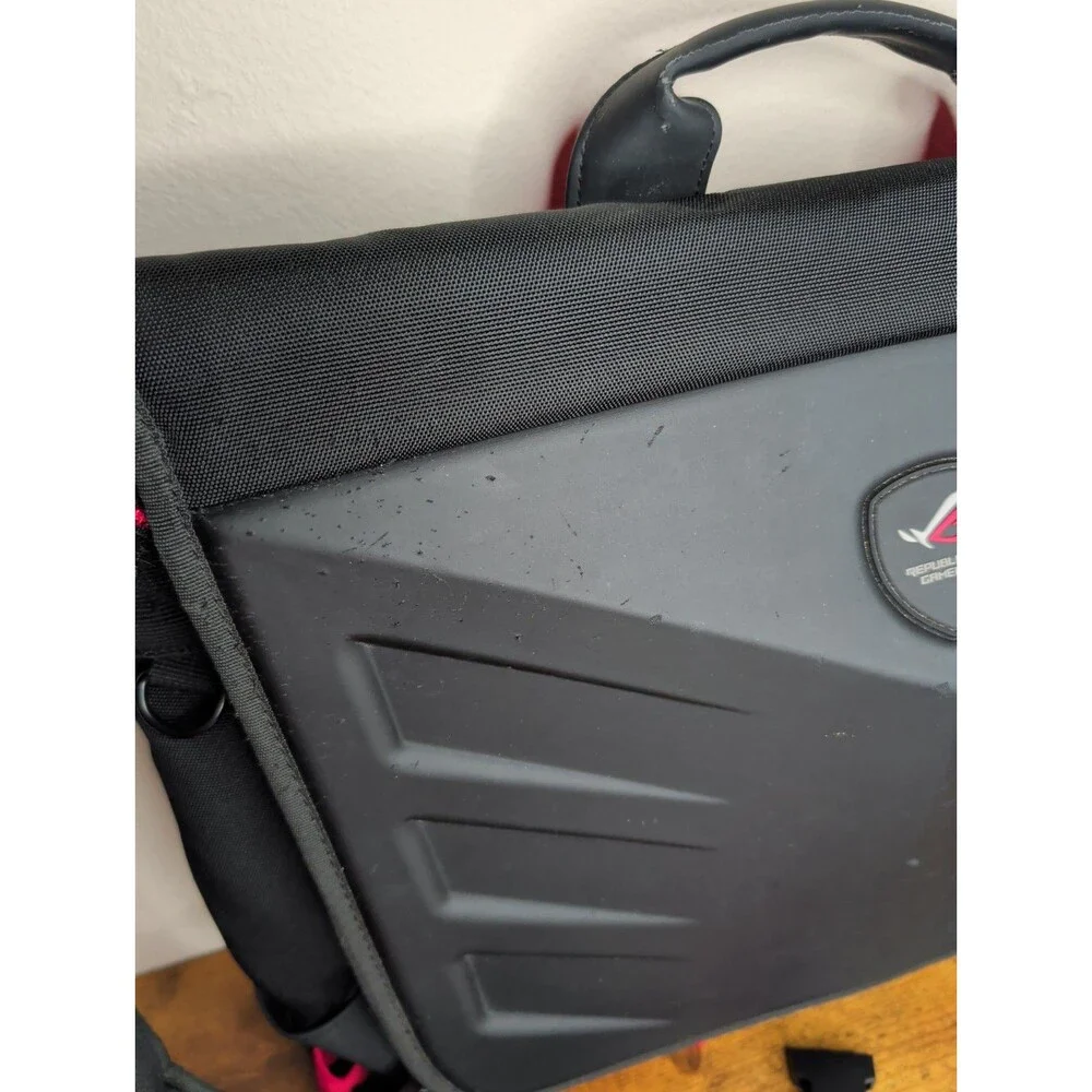 ASUS Republic of Gamers (ROG) Ranger Gaming Messenger Laptop Bag